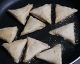 A picture of step 6 of One bite Samosa.