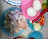 Foto langkah ke 1 dari resep Tomyum Seafood ala" Dapur Mom Vee.