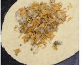 A picture of step 2 of Tanatan Mint Stuffed Paratha.