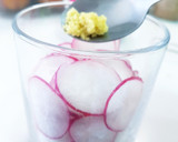Foto del paso 2 de la receta: Encurtido de rabanitos