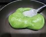 Hình bước làm 2 của món Bánh lọt lá dứa cốt dừa
