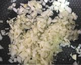 Foto del paso 1 de la receta Lentejas de pollo y calabaza con toque de curry y Canela