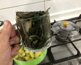 Foto del paso 3 de la receta: Salsa verde de zapallito y acelga