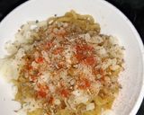 A picture of step 2 of Glass Cheesy maggi.