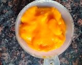 A picture of step 3 of Mango sheera.