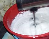 A picture of step 3 of Flag cake.