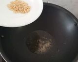 A picture of step 1 of Rava Upma.