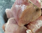 Foto langkah ke 1 dari resep Tuna Woku Kemangi.