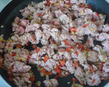 Foto del paso 3 de la receta: Berenjenas rellenas de carne picada de pollo