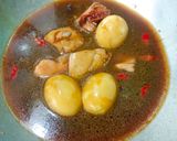 Foto langkah ke 3 dari resep Semur Ayam Telur Pedas Manis.