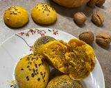 Foto del passaggio 1 della ricetta Paninetti alla zucca con semini