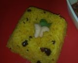 A picture of step 8 of Lemon rice and prawn curry.
