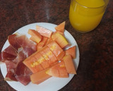 Foto del paso 1 de la receta: Papaya con jamón serrano