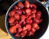 Foto del paso 1 de la receta: Mermelada de frambuesa ó frutillas