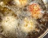 A picture of step 4 of Veggie Maggi Pakoda.