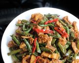 Foto langkah ke 5 dari resep Tumis kacang panjang tempe tahu pedas manis.