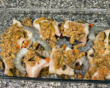 Foto del paso 4 de la receta: Merluza con salsa de vermouth rojo