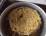 Foto langkah ke 3 dari resep Seblak Ifumi.