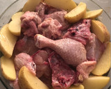 Foto del paso 1 de la receta: Pollo al horno con patatas