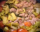 Hình bước làm 4 của món Canh Dưa Cải Nấu Dẻ Sườn Bò