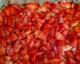 A picture of step 4 of Strawberry Cereal Bars so nice 😁.