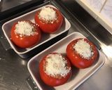 Une image de l'étape 5 de Tomates farcies au pecorino et farce maison (porc,moutarde,curry…).