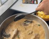 Foto langkah ke 5 dari resep Gulai Ayam Nanas Daun Kari.