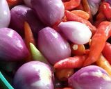 Foto langkah ke 1 dari resep Sambal Bawang ala Bu Rudy.