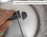 A picture of step 7 of Oreo Chocolate Swiss Rolls.