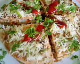 A picture of step 4 of Roti pizza.