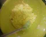 A picture of step 4 of Murmura pakode.