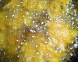 A picture of step 2 of Noodles pakora.