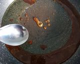 A picture of step 2 of Boiled Vegetables with Braised Catfish (Cá Kho Quẹt Style).