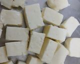 A picture of step 7 of Spicy Gravy with Paneer onion.