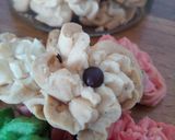 Foto langkah ke 4 dari resep Semprit Susu 3 Bahan.