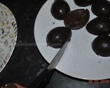 A picture of step 6 of Geode Chocolate Eggs.