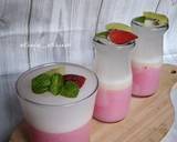 Puding Strawberry Susu layer Jelly Kelapa Muda ala khey langkah memasak 4 foto