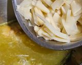 Foto langkah ke 1 dari resep Lodeh Kuning (Rebung, Tahu, Cabe Gendot).