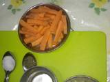 बेक्ड कैरोट स्टिक्स (baked carrot sticks recipe in Hindi)