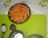 बेक्ड कैरोट स्टिक्स (baked carrot sticks recipe in Hindi) रेसिपी चरण 1 फोटो