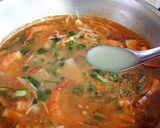 Foto langkah ke 5 dari resep Tomyam Kung (Resep asli Thailand).