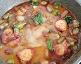 Foto del paso 11 de la receta: Pak choi salteado con pulpo y habas