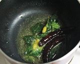 A picture of step 7 of Pavakka Theeyal.