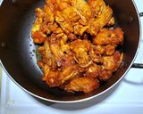 A picture of step 2 of Bangkok Chicken.