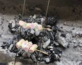 Φωτογραφία βήματος 2 της συνταγής Grilled Marshmallows