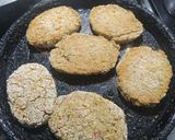 Foto del paso 5 de la receta: Hamburguesas de arroz con vegetales rellenas