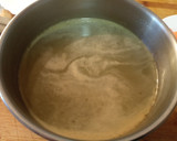 Foto del paso 2 de la receta: Alubias blancas con manitas, sabor Cookpad, en olla express