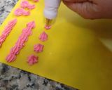 Foto del paso 9 de la receta: Glasé real para decorar huevos de pascua