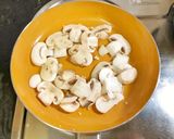 A picture of step 4 of Stir-Fry Noodle Salad.