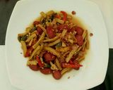 Foto langkah ke 5 dari resep Tumis Sosis Jagung Muda.